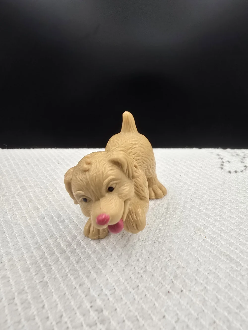 Fisher-Price Brown and Tan Dog Figurine Playset with Blue Bandana